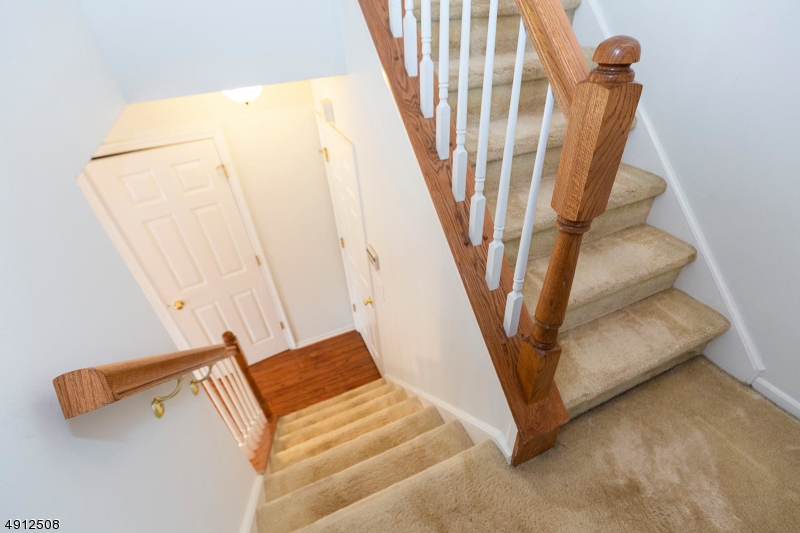 Franklin Crossing - Mahwah - Residential