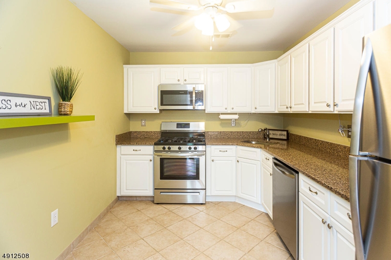 Franklin Crossing - Mahwah - Residential