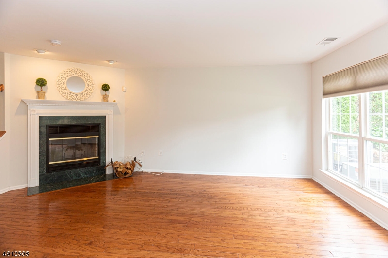 Franklin Crossing - Mahwah - Residential