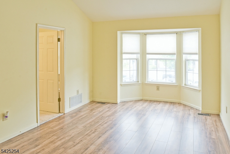 Jade Mountain - Residential Lease