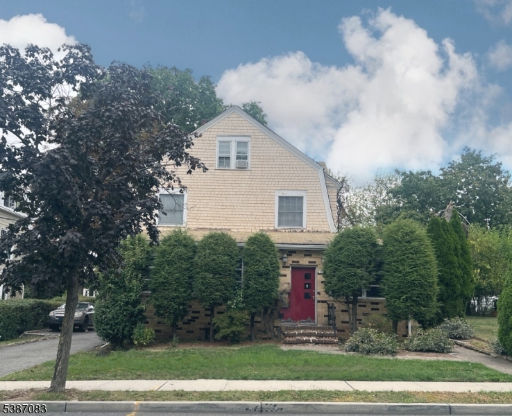 Seven Oaks - Residential