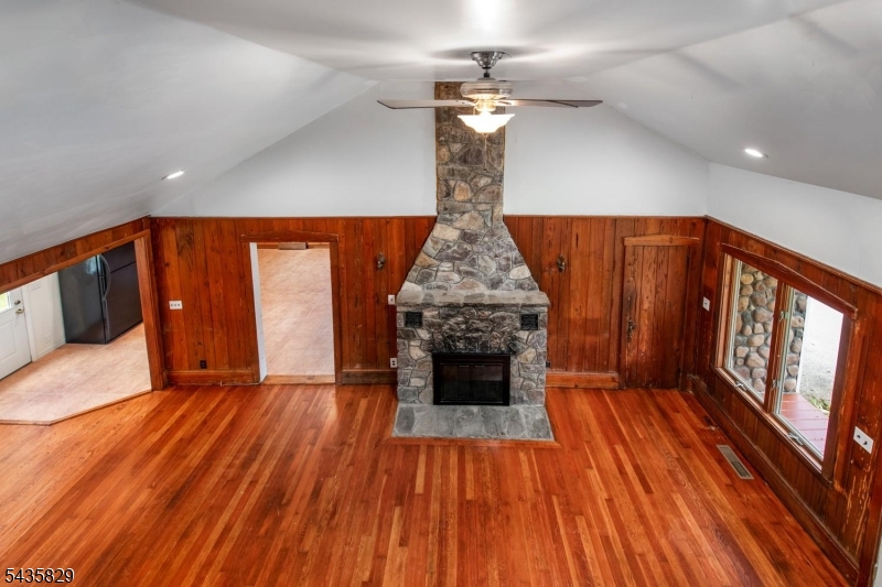 Upper Greenwood Lake - Residential