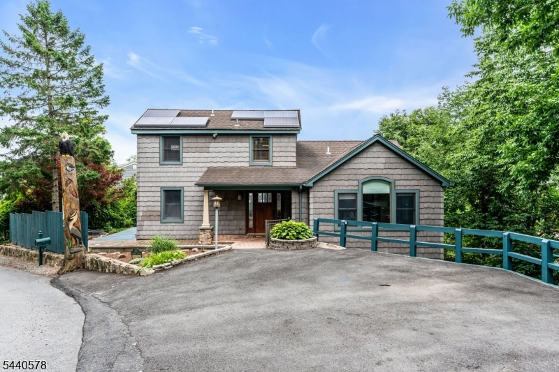 Pine Tree Point - Residential