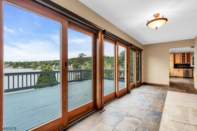 Pine Tree Point - Residential