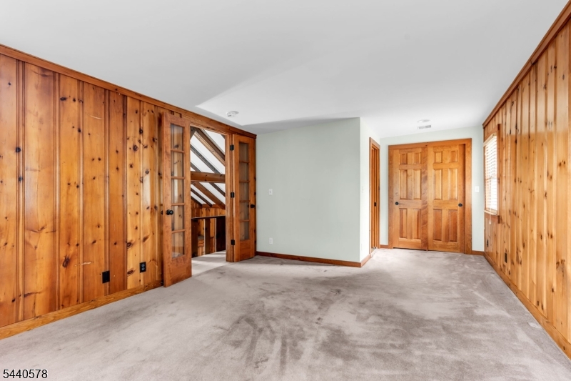 Pine Tree Point - Residential