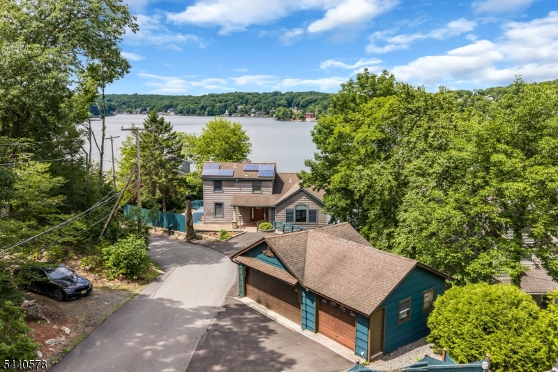 Pine Tree Point - Residential
