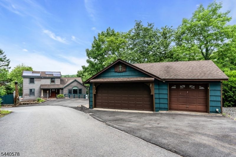Pine Tree Point - Residential