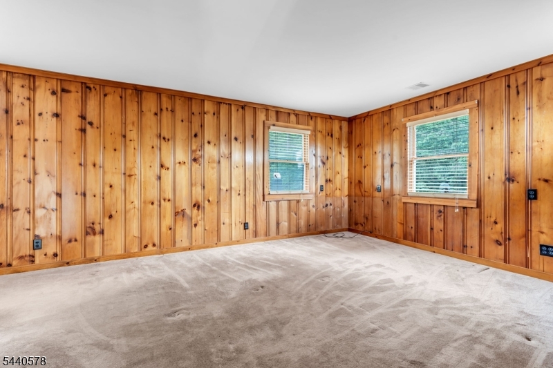 Pine Tree Point - Residential