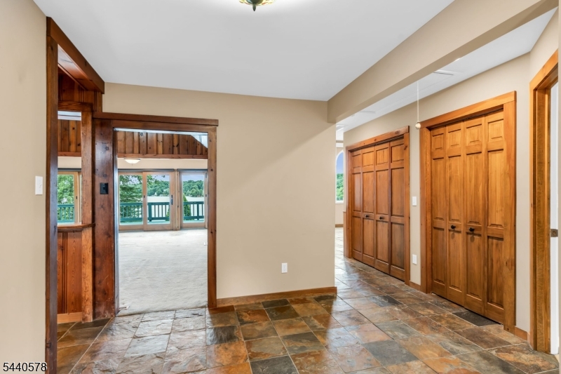 Pine Tree Point - Residential