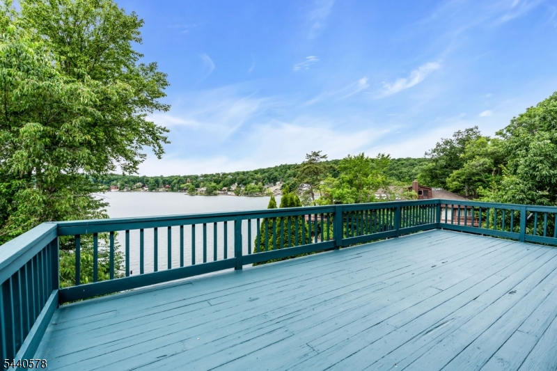 Pine Tree Point - Residential