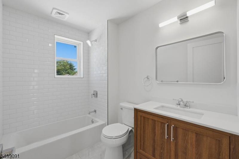 Downtown - Residential Lease