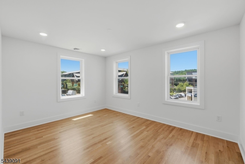Downtown - Residential Lease