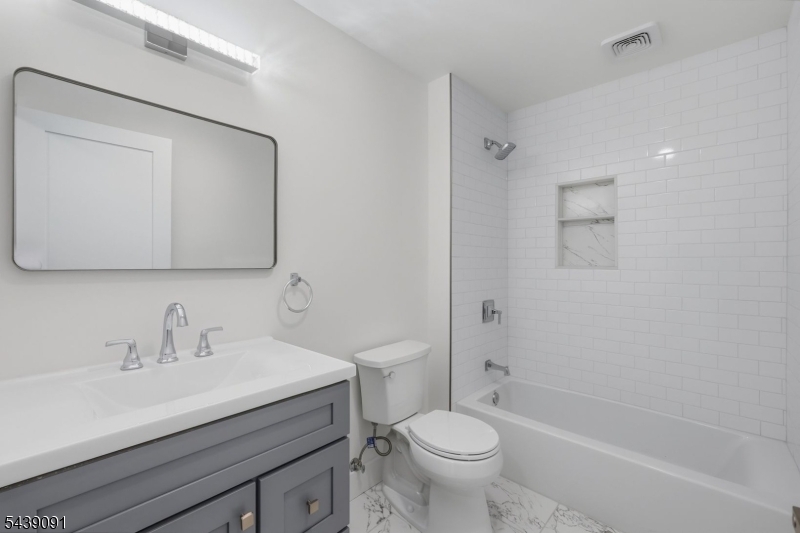 Downtown - Residential Lease