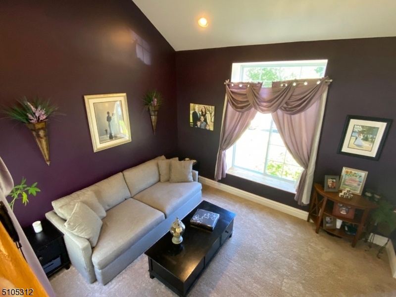 Country Oaks - Residential