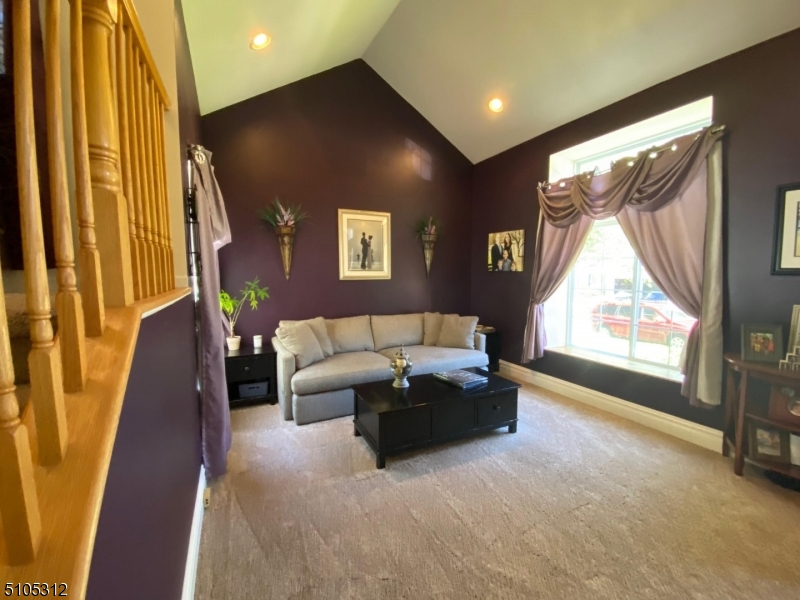 Country Oaks - Residential
