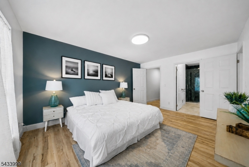 Woodland Hills - Residential