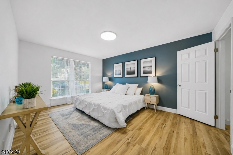 Woodland Hills - Residential