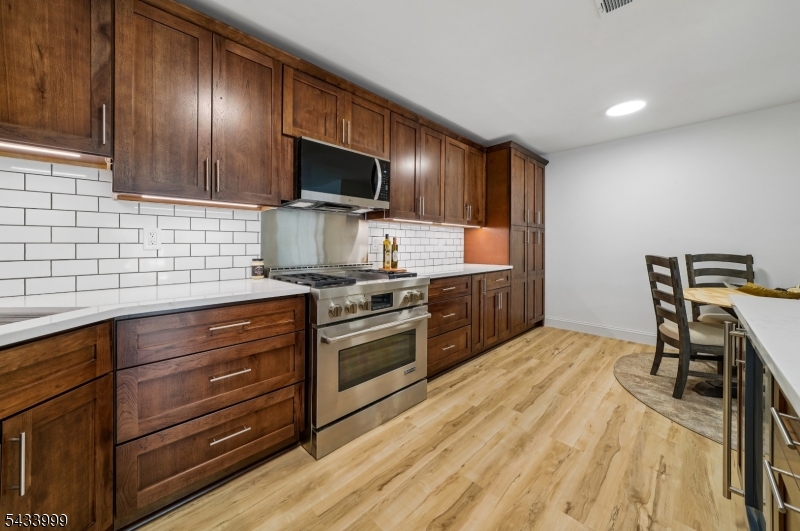 Woodland Hills - Residential