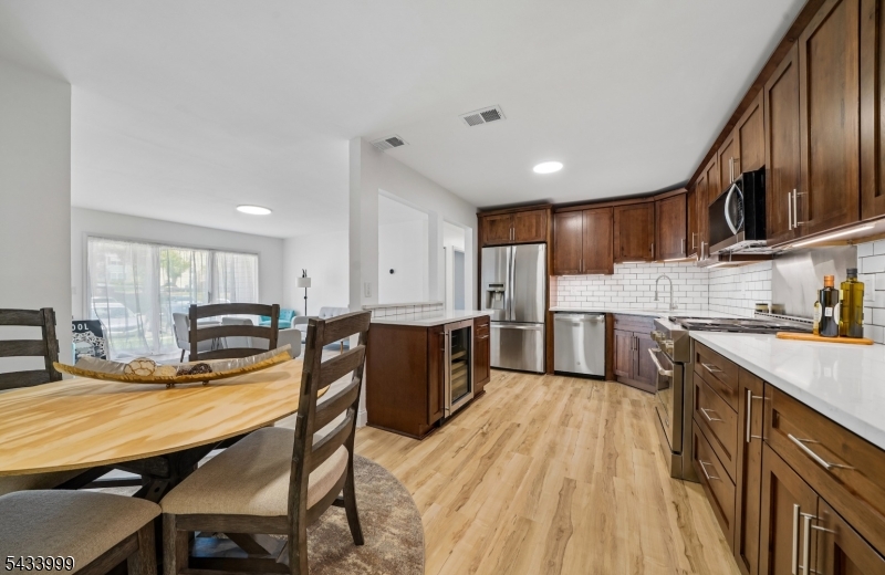 Woodland Hills - Residential