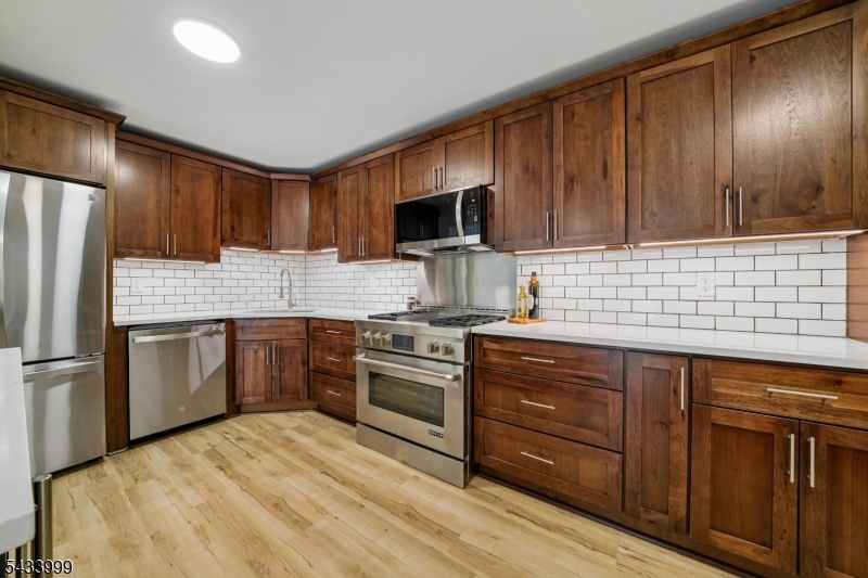 Woodland Hills - Residential
