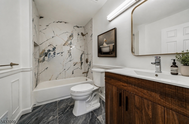 Woodland Hills - Residential