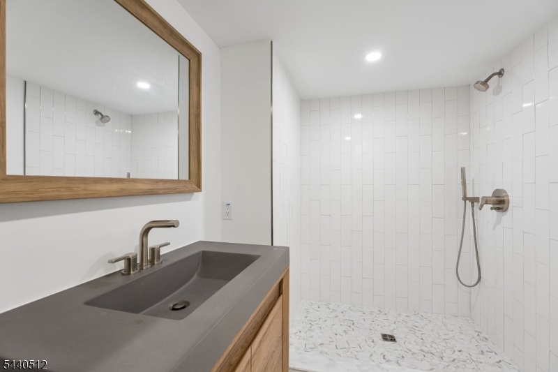 NON-FLOOD - Residential