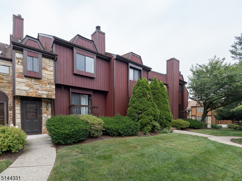 Hastings Square - Residential