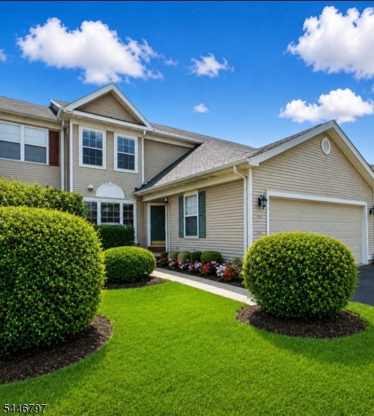 Twin Pines - Residential