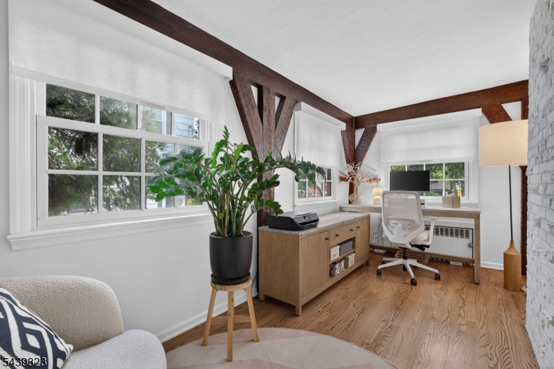 Knollwood - Residential