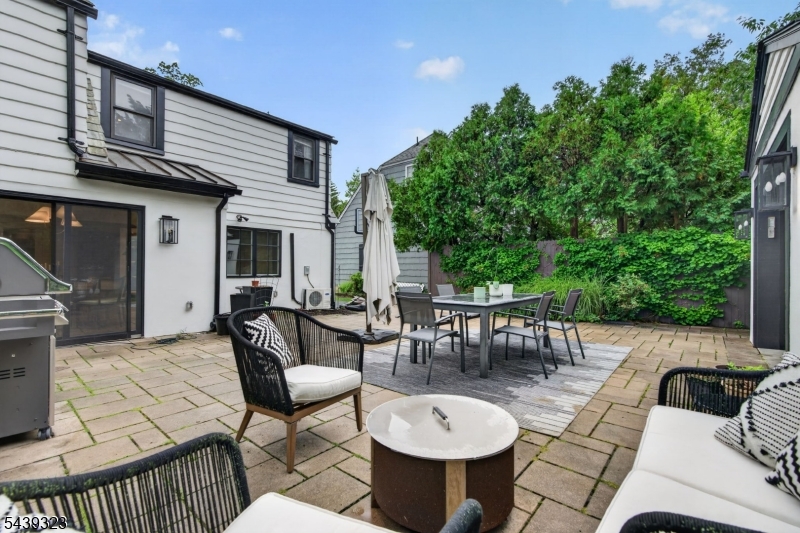 Knollwood - Residential