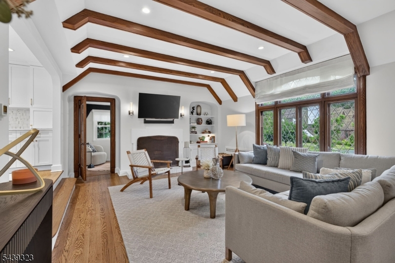 Knollwood - Residential