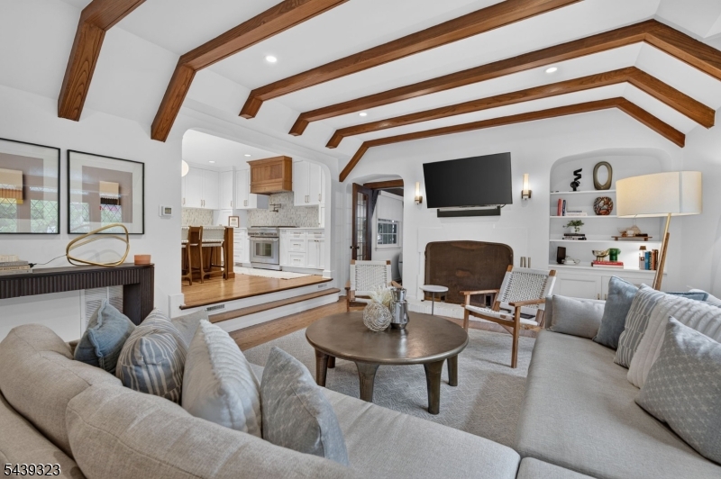 Knollwood - Residential