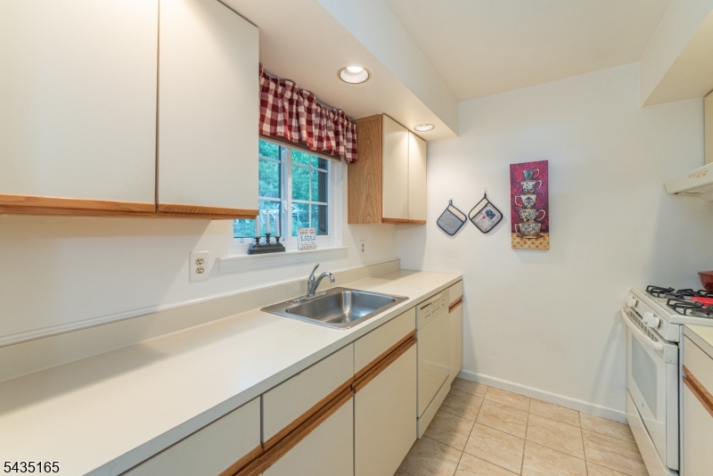 Ridge Gardens - Residential