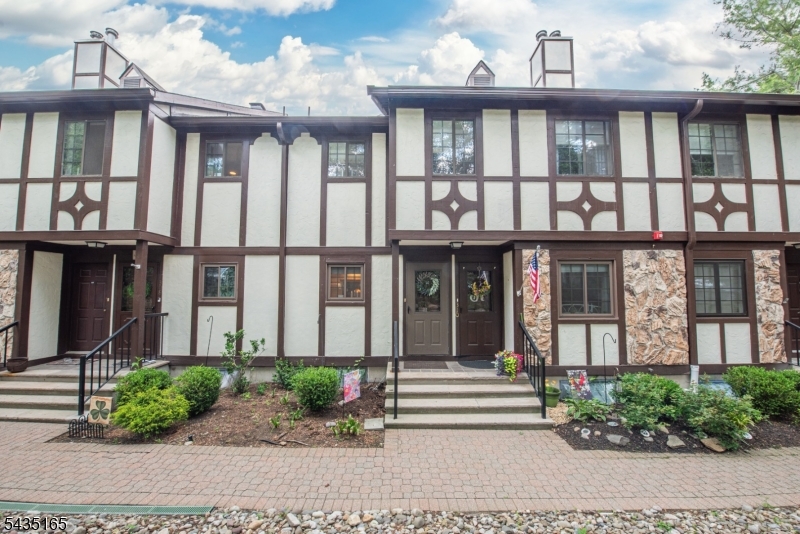 Ridge Gardens - Residential