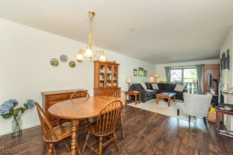 Ridge Gardens - Residential