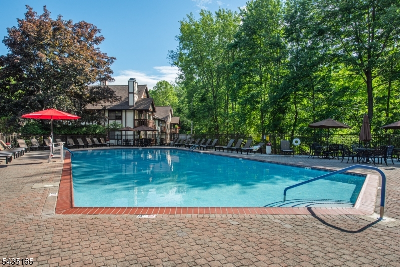 Ridge Gardens - Residential
