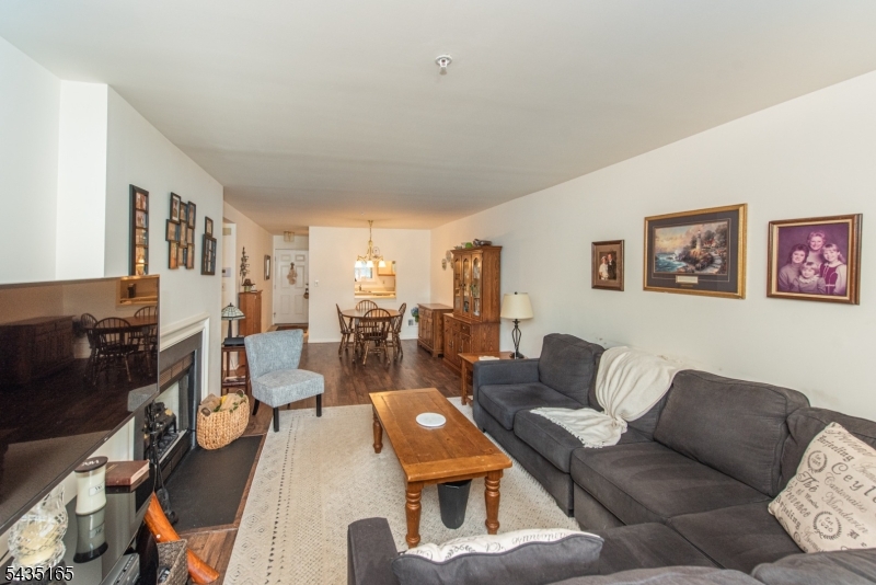 Ridge Gardens - Residential