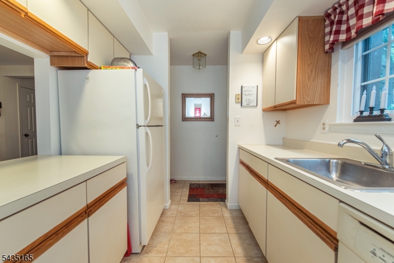 Ridge Gardens - Residential