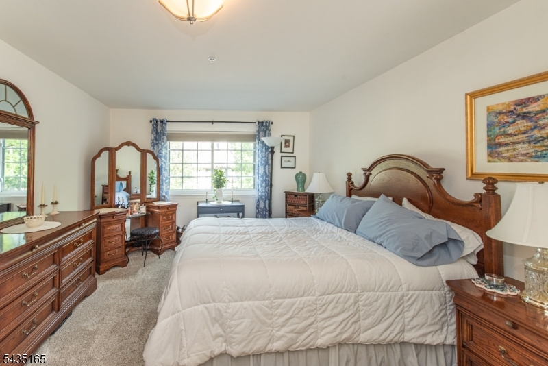 Ridge Gardens - Residential