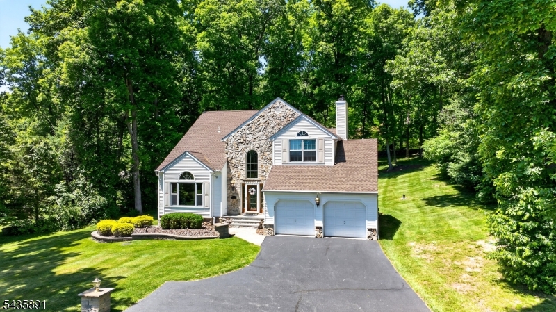 Colonial Oaks - Residential