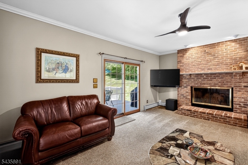 Colonial Oaks - Residential