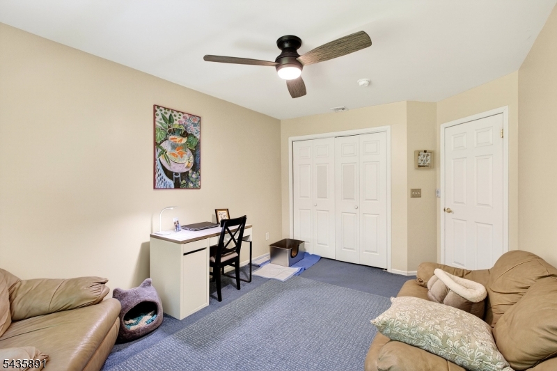 Colonial Oaks - Residential