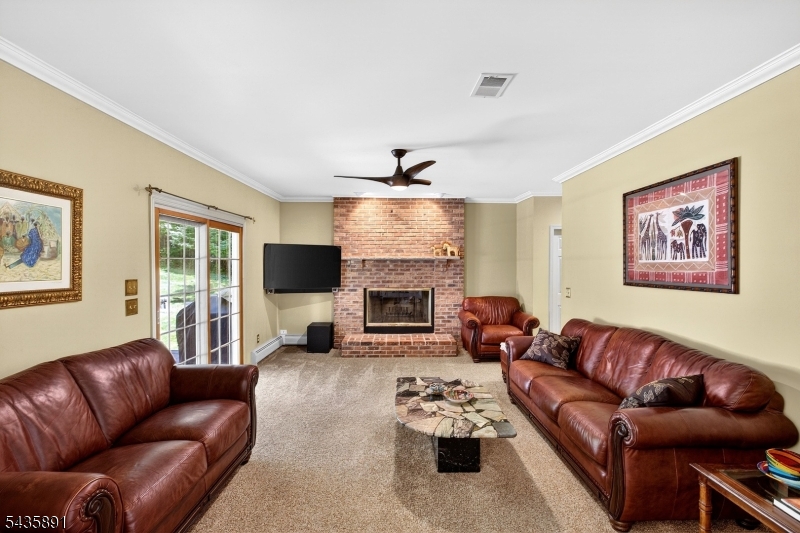 Colonial Oaks - Residential