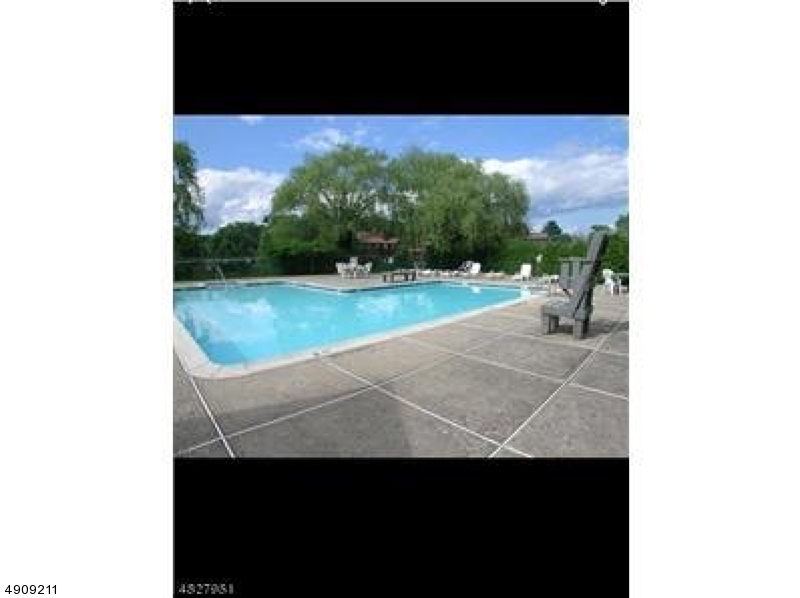 DRAKESVILLE - Residential Lease