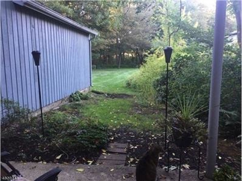 DRAKESVILLE - Residential Lease