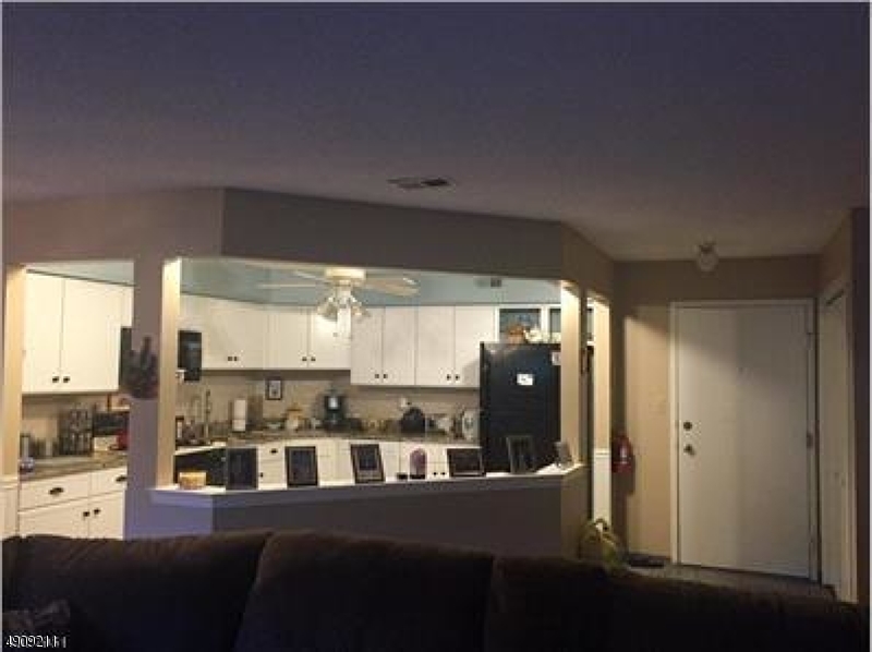DRAKESVILLE - Residential Lease