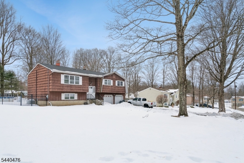 Pershing Estates - Residential