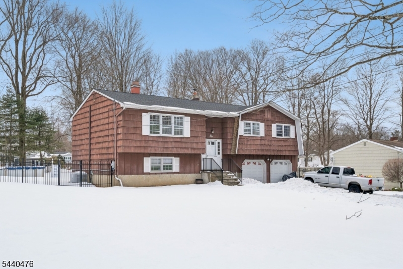 Pershing Estates - Residential