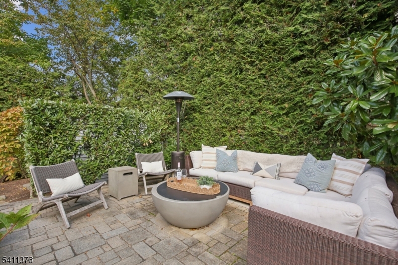 Madison Hill - Residential