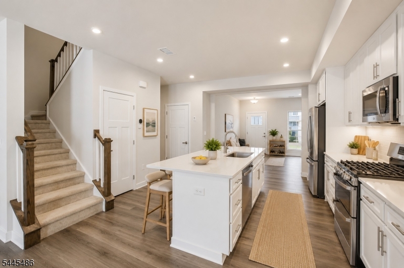 Promenade At Somerset - Residential